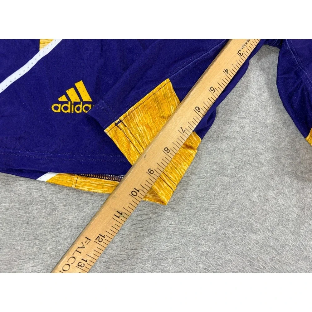 NWT‎ East Carolina Pirates Basketball Practice Shorts (Men's Large) Purple